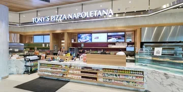 Tony's Pizza SFO