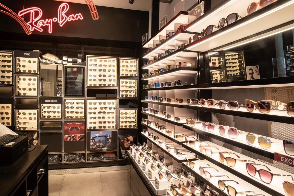 Designer sunglasses for sale at Sunglass Hut