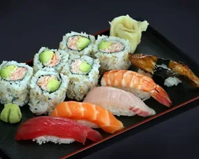 Sushi Deluxe entree from Wakaba Sankaku SFO